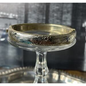 Bangle Bracelet Gold Plated with‎ clasp